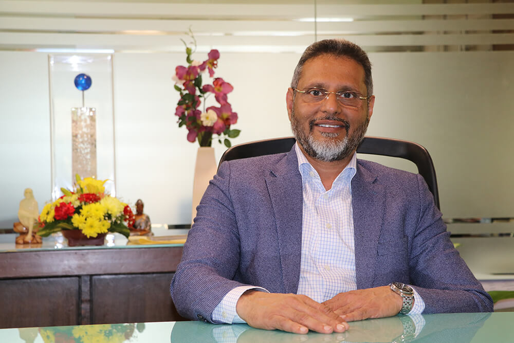 Dr. Chenraj Roychand